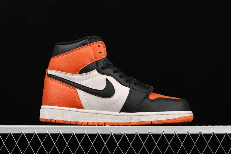 All categories Air Jordan Jordan series basketball shoes Air Jordan 1 High Air Jordan 1 Retro High OG AJ1 Joe 1 black orange white smashed backboard 555088-005